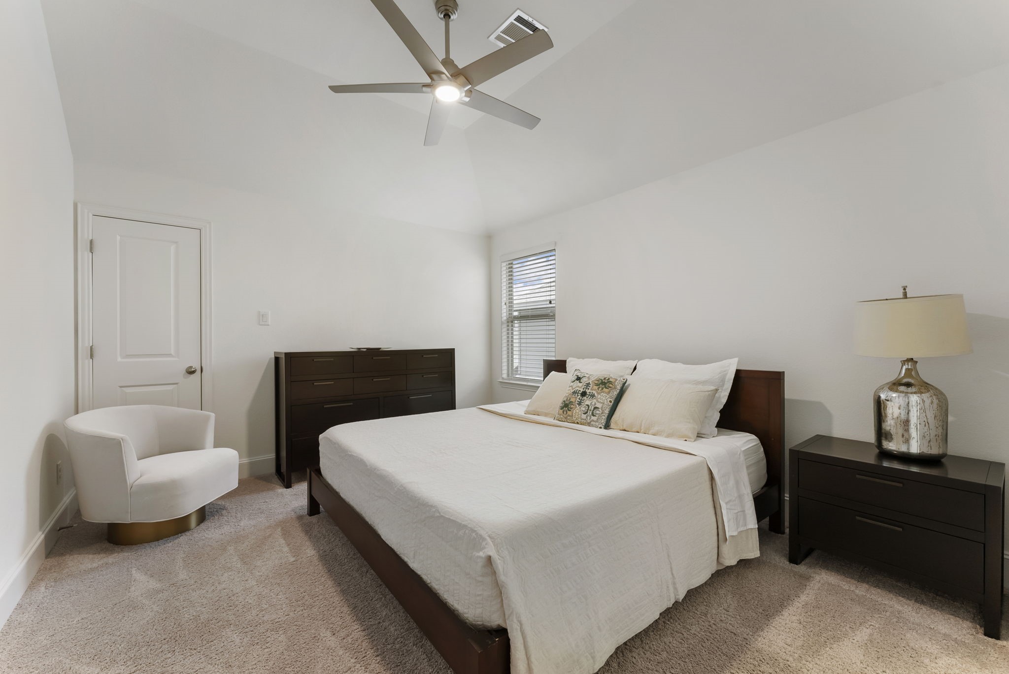 1038 Bat Hawk Court Conroe, TX 77385 - Photo 25 of 31