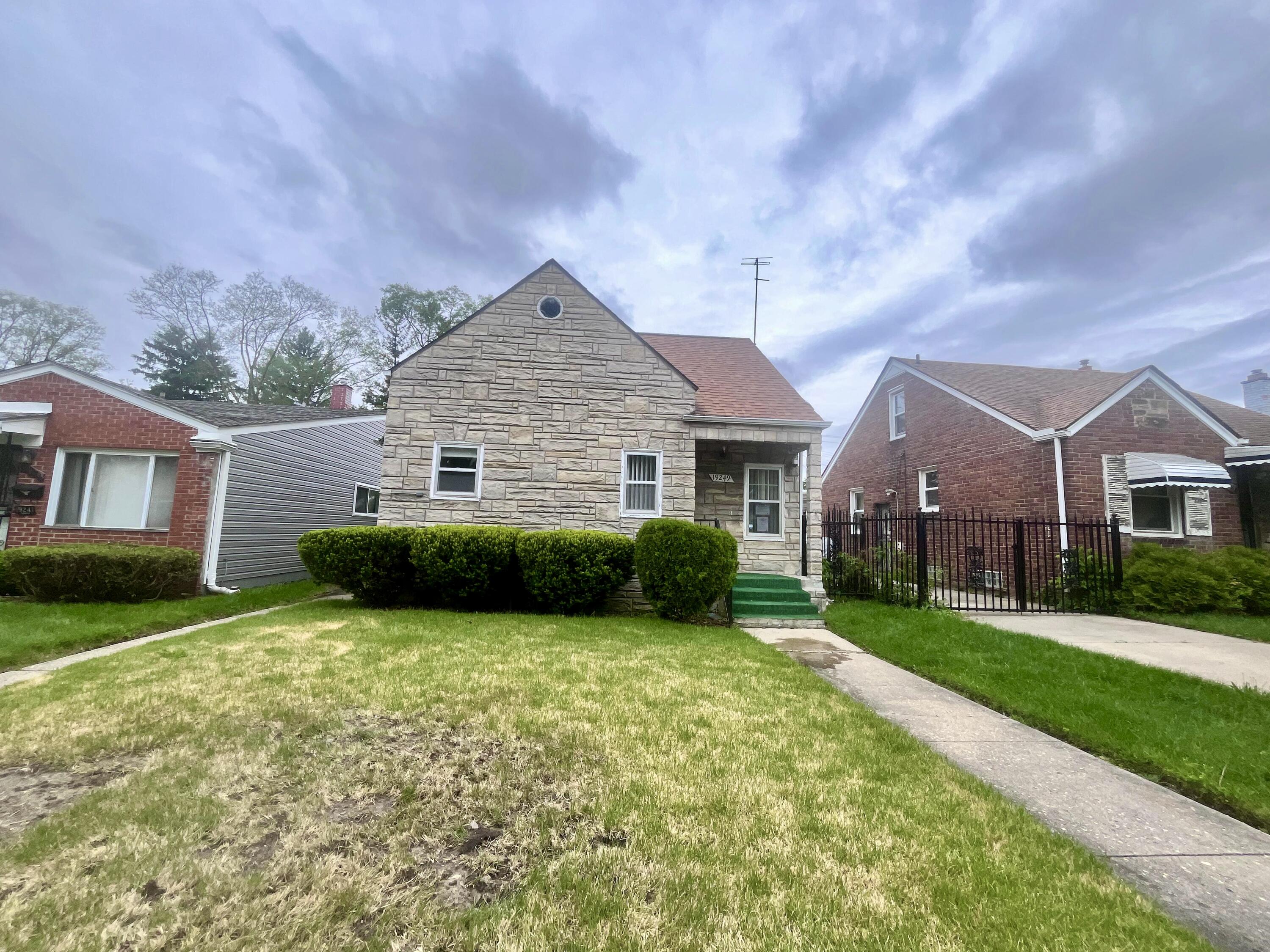 19249 Marx Street Detroit, MI 48203 - Photo 1 of 20 20260520_151520000_iOS 1