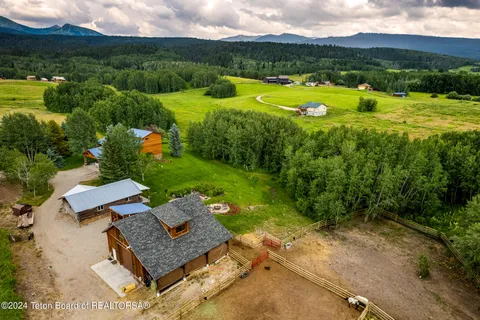 $2,390,000 | 1905 Beaver Drive, Alta, WY 83414