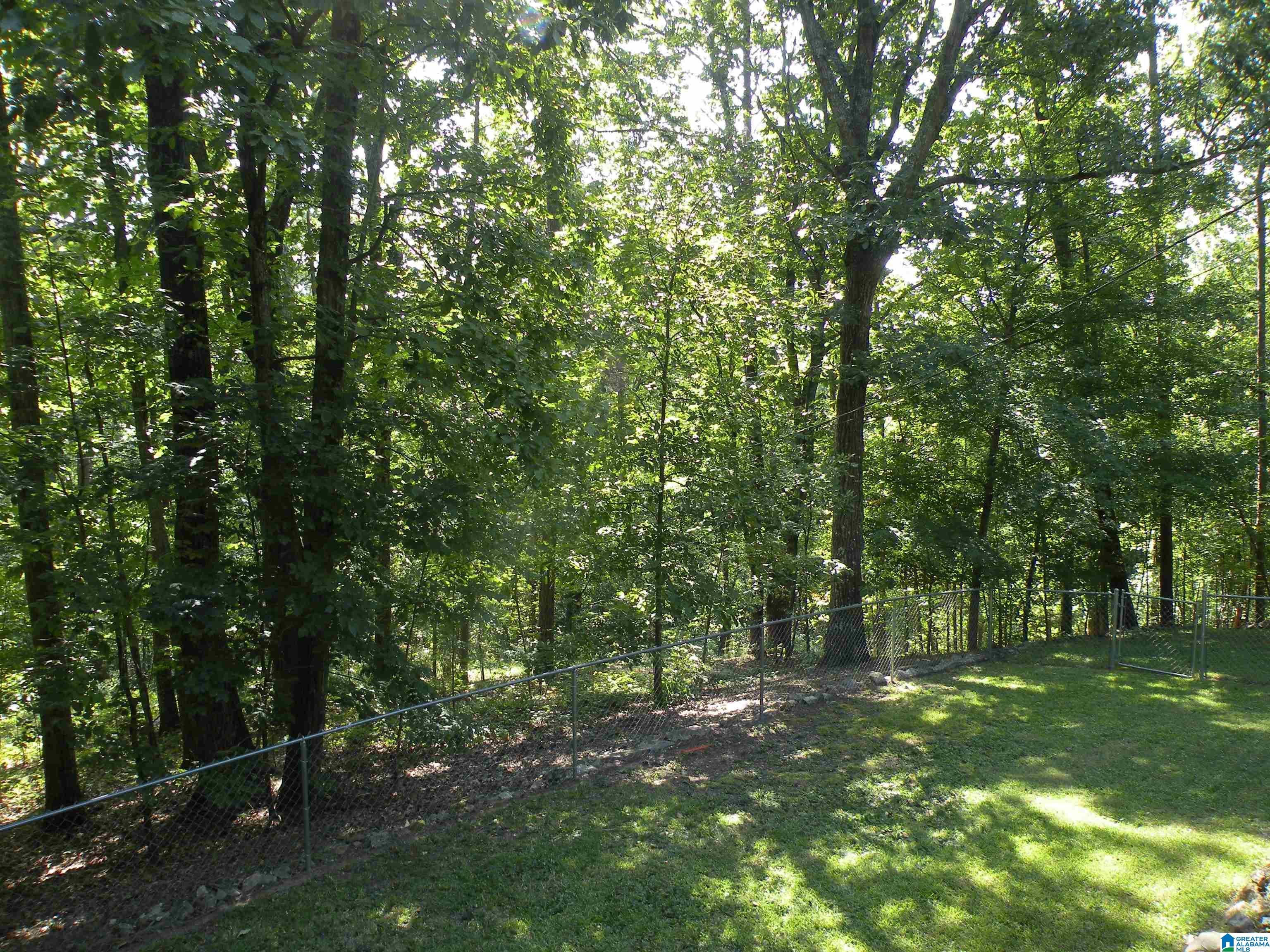 1404 Stonehill Road Sylacauga, AL 35150 - Photo 32 of 36