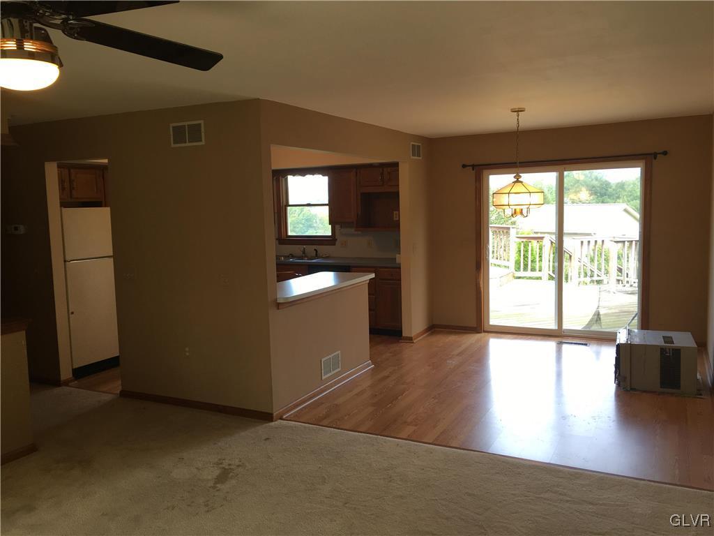 3839 Maple Tree Lane Slatington, PA 18080 - Photo 3 of 22 Gallery Image 3