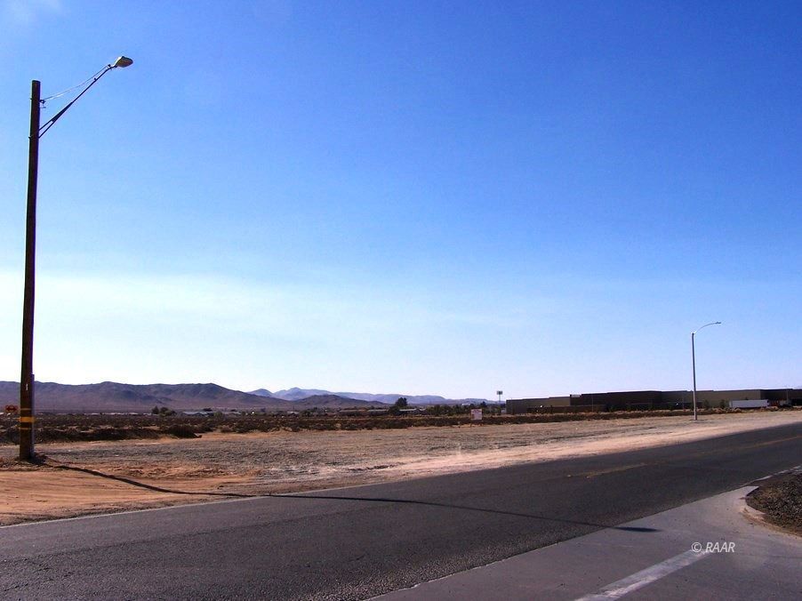 343-351-01 East Bowman Road Ridgecrest, CA 93555 - Photo 9 of 38