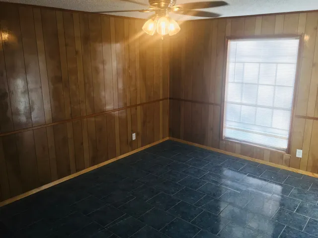 $1,700 | 19135 County Road 520A, Brazoria, TX 77422