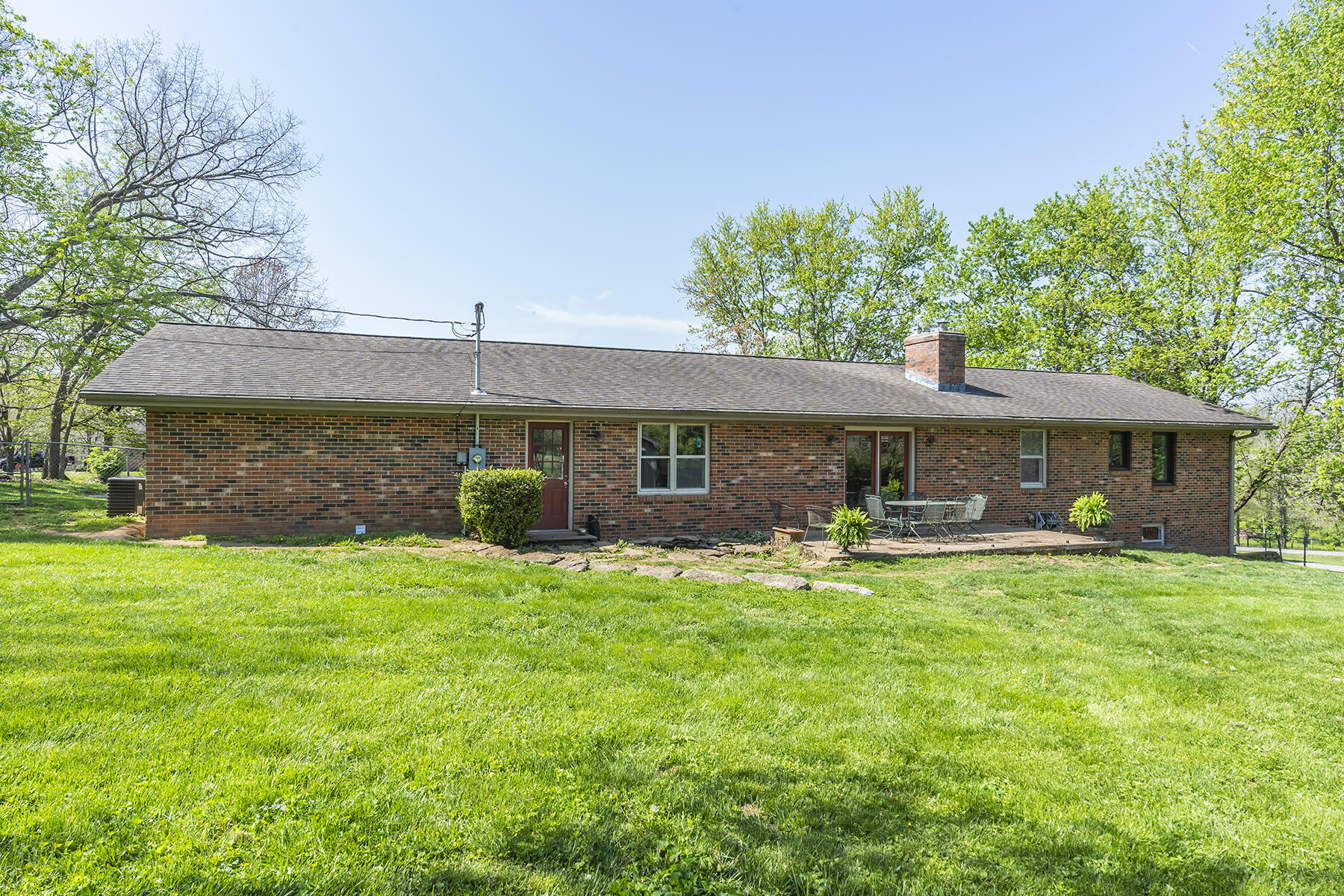 3928 Delaney Ferry Road Versailles, KY 40383 - Photo 31 of 38 3928delaney31