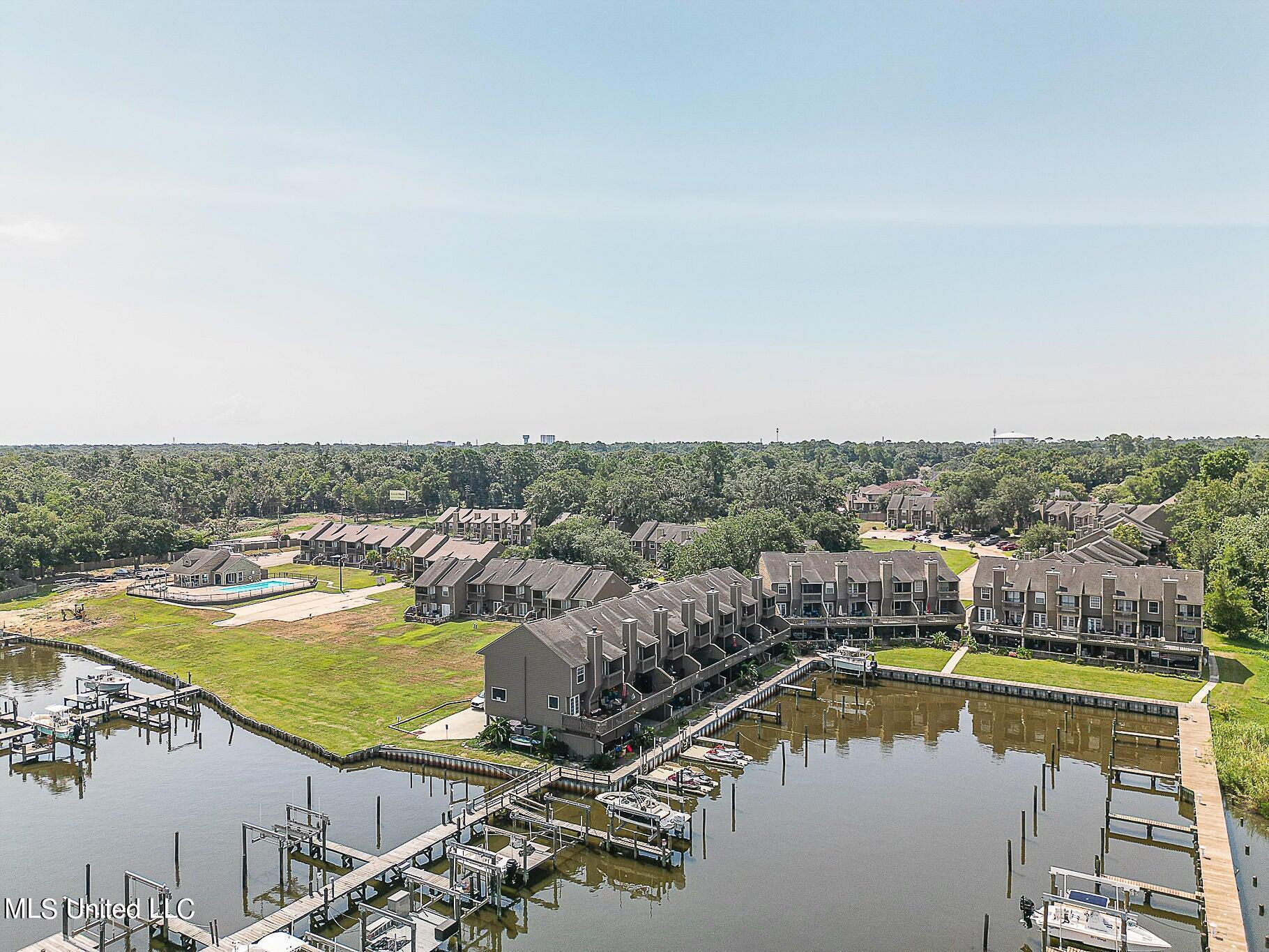 495 Old Popp's Ferry Road, Unit 43 Biloxi, MS 39531 - Photo 14 of 18 20240531163146638362000000-o