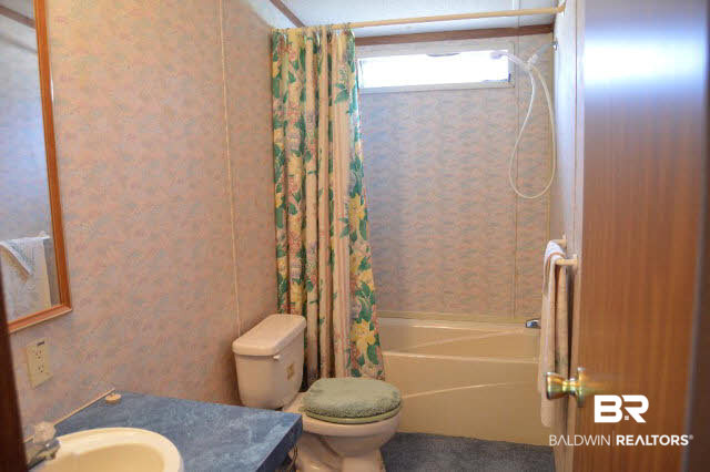 26980 Feely Road Elberta, AL 36530 - Photo 3 of 22 Guest Bath