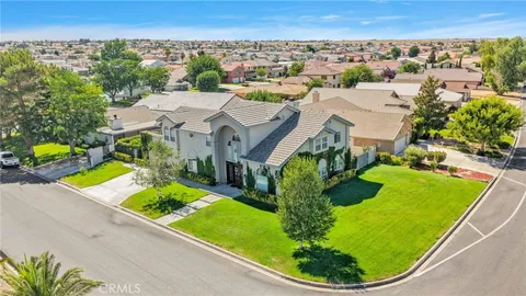 $695,000 | 18570 Niagara Drive, Victorville, CA 92395