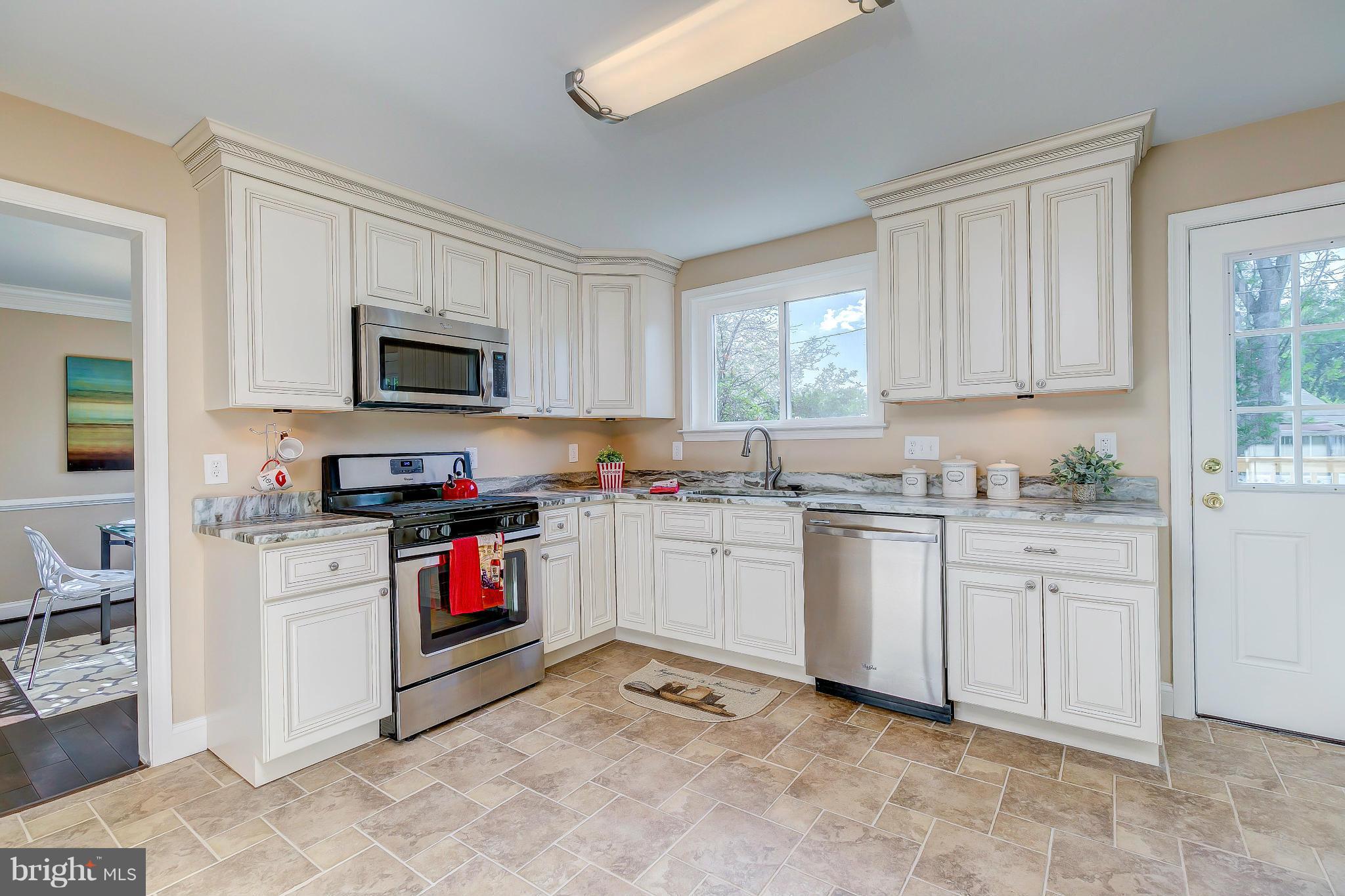 3920 Zurich Road Randallstown, MD 21133 - Photo 10 of 30 Kitchen