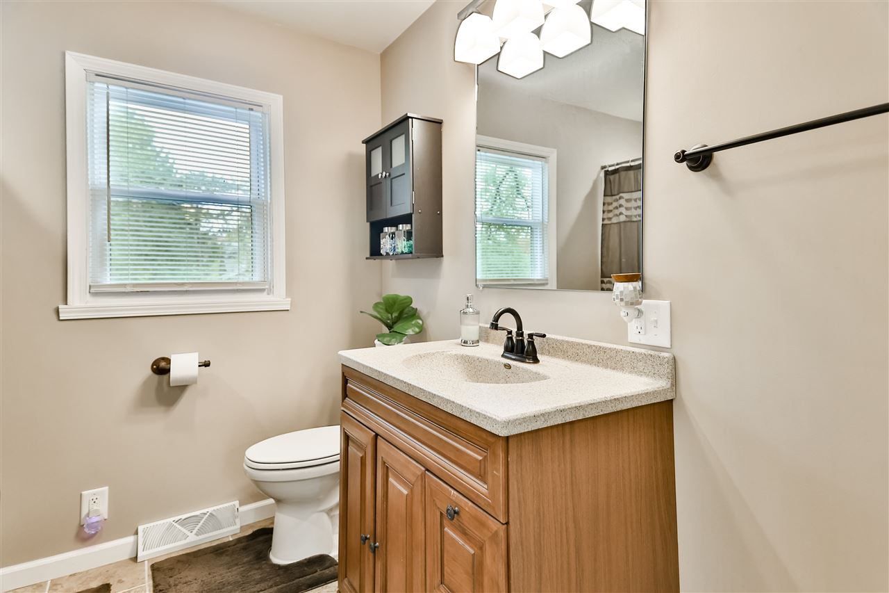 3618 Pinecrest Road Rockford, IL 61107 - Photo 18 of 29 Gallery Image 18