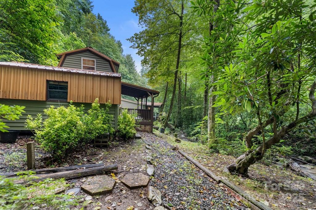 11 Choice Place Whittier, NC 28789 - Photo 20 of 48