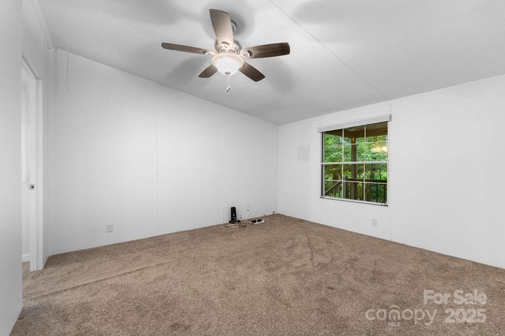 11 Choice Place Whittier, NC 28789 - Photo 35 of 48