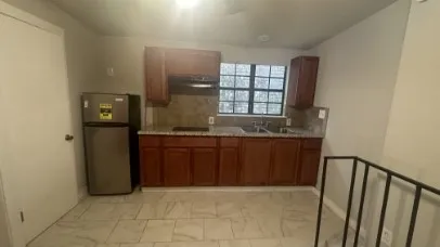 $675 | 425 Hawthorne Street, Unit 12, Houston, TX 77006