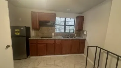 $675 | 425 Hawthorne Street, Unit 12, Houston, TX 77006