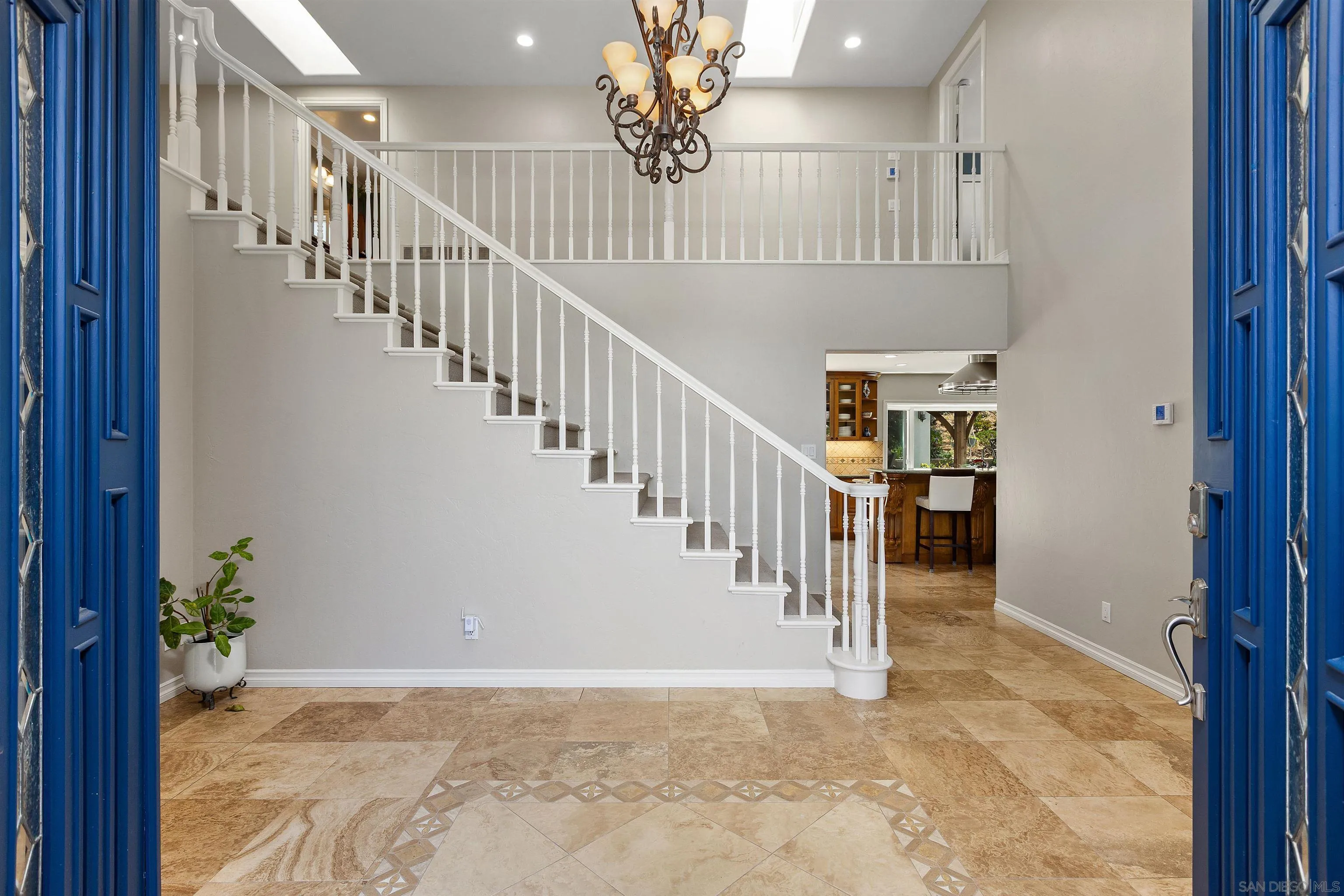 16312 Country Day Road Poway, CA 92064 - Photo 4 of 54