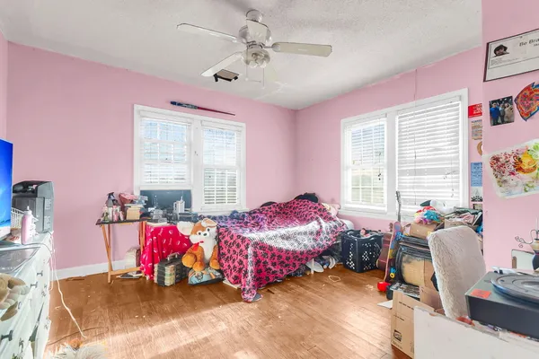 $130,000 | 3934 State Rd S-8-52, St. Stephen, SC 29479