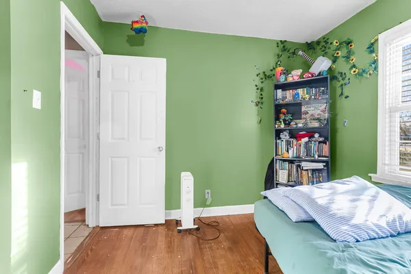 $130,000 | 3934 State Rd S-8-52, St. Stephen, SC 29479