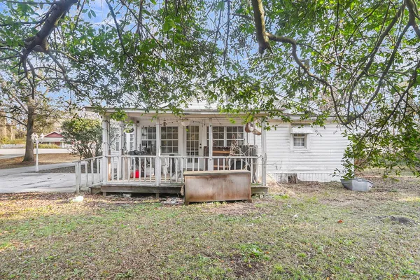 $130,000 | 3934 State Rd S-8-52, St. Stephen, SC 29479