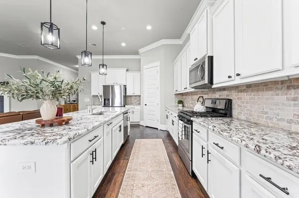 $559,995 | 2006 Laurie Darlin Drive, Conroe, TX 77384