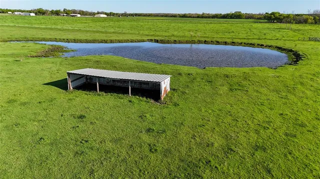 $1,395,000 | 2007 Valley View, Valley View, TX 76272