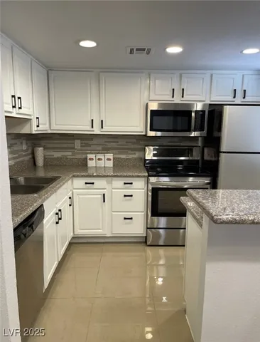 $1,350 | 5260 Indian River Drive, Unit 249, Las Vegas, NV 89103