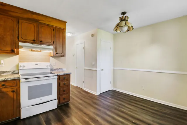 $195,000 | 104 Muir Court, Unit C, Summerville, SC 29485