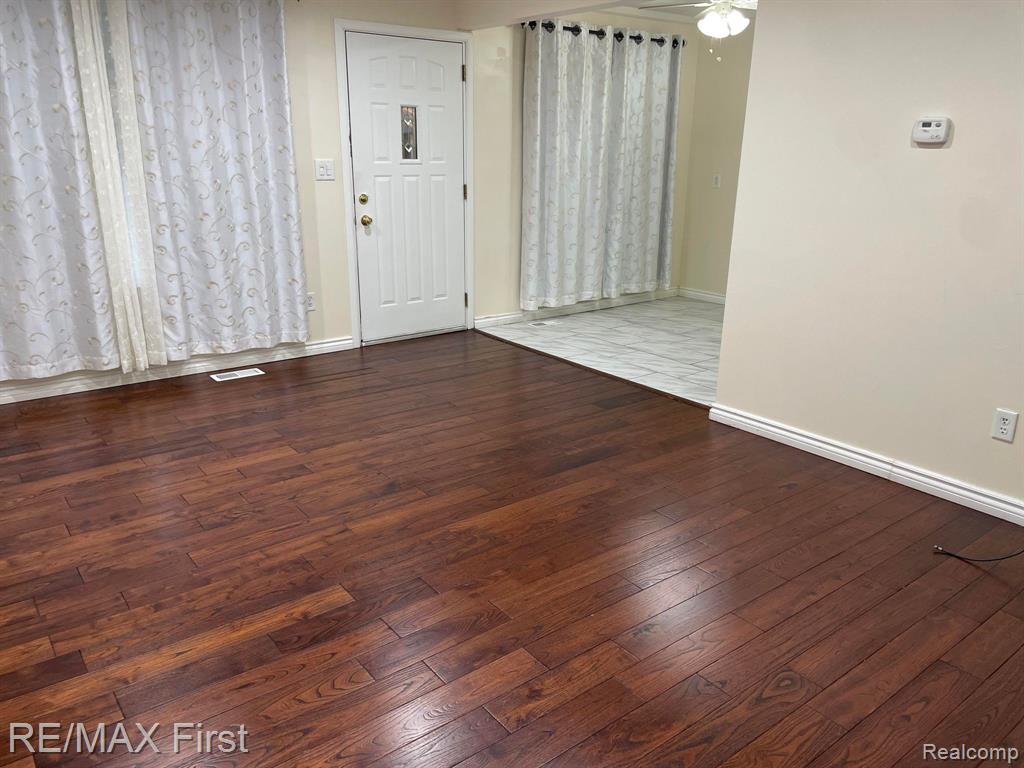 8401 18 18 Mile Road, Unit 99 Sterling Heights, MI 48313 - Photo 14 of 36