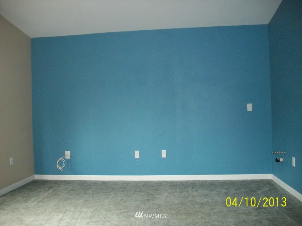 11301 Southeast Sedgwick Road Port Orchard, WA 98366 - Photo 5 of 12 Gallery Image 5