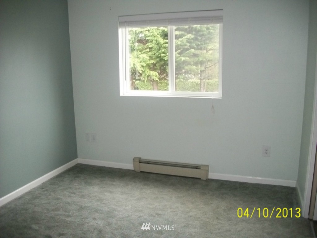 11301 Southeast Sedgwick Road Port Orchard, WA 98366 - Photo 6 of 12 Gallery Image 6