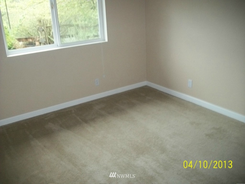11301 Southeast Sedgwick Road Port Orchard, WA 98366 - Photo 8 of 12 Gallery Image 8