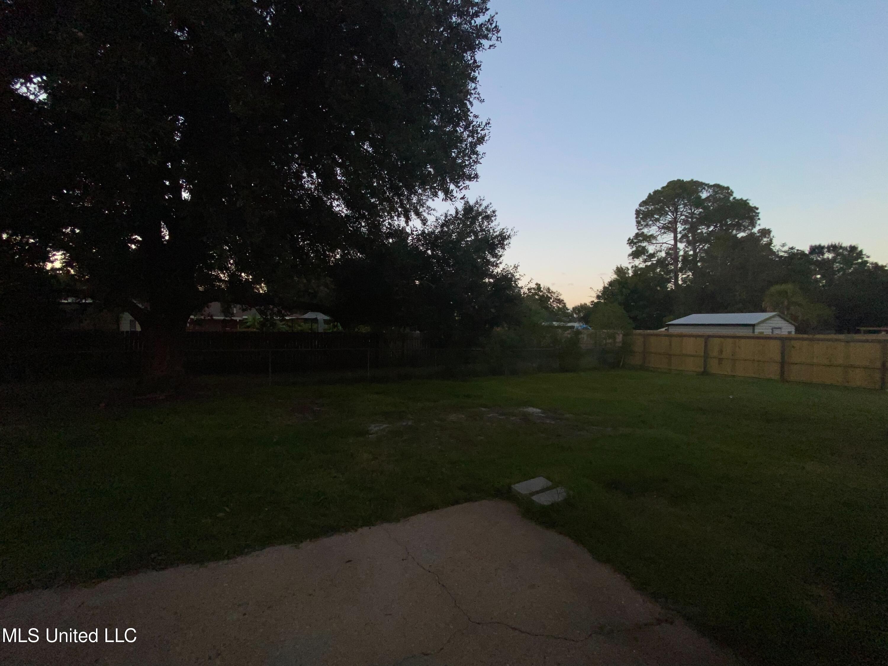 2190 Old Popp's Ferry Road Biloxi, MS 39532 - Photo 15 of 16 IMG_5569 (1)