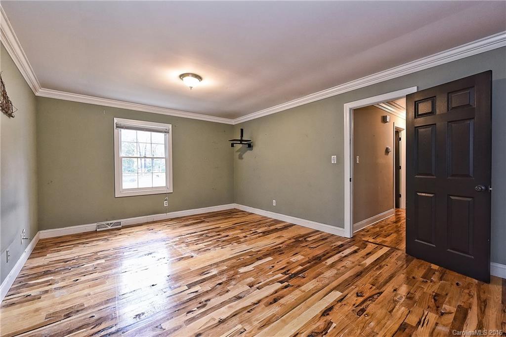 1339 Rock Point Road Charlotte, NC 28270 - Photo 11 of 23 Gallery Image 11