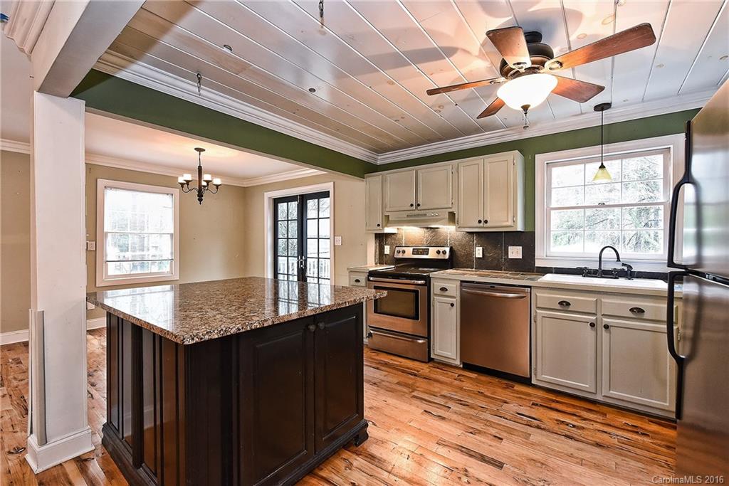 1339 Rock Point Road Charlotte, NC 28270 - Photo 3 of 23 Gallery Image 3