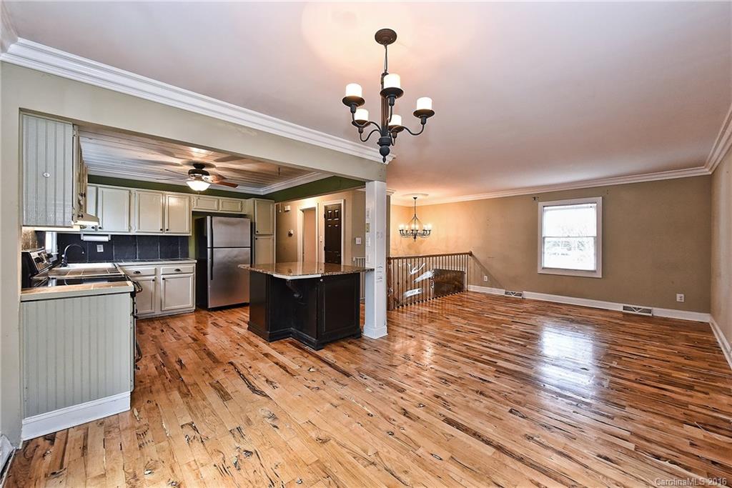 1339 Rock Point Road Charlotte, NC 28270 - Photo 5 of 23 Gallery Image 5