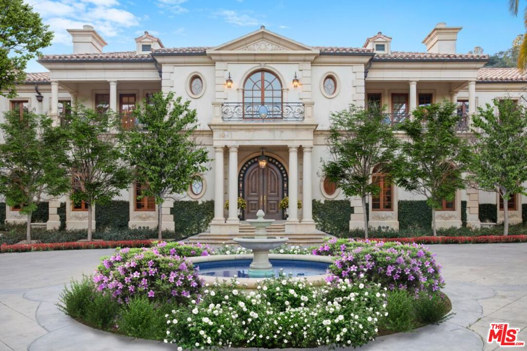 70 Beverly Park Beverly Hills, CA 90210 - Photo 11 of 12