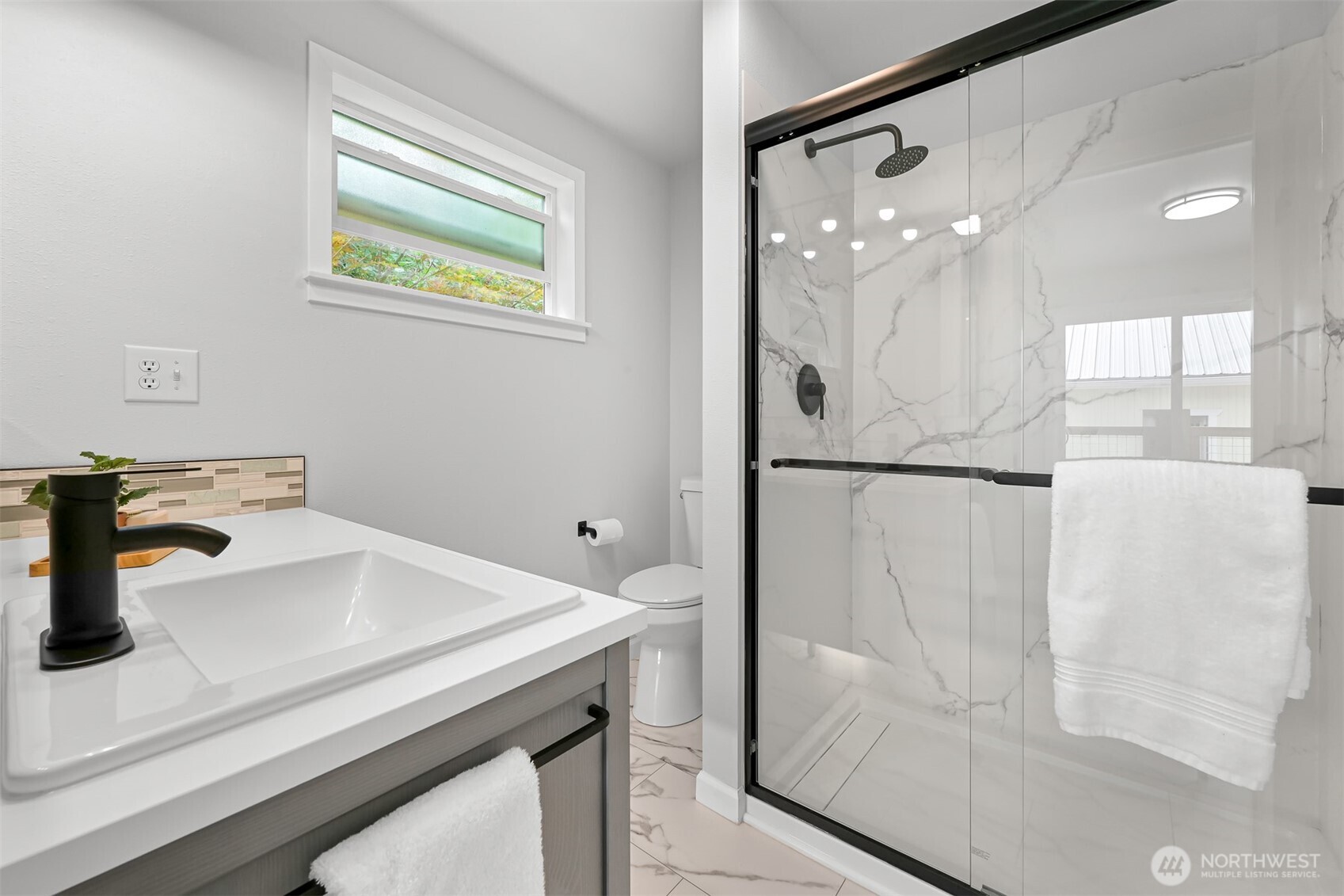 5594 Sand Road Bellingham, WA 98226 - Photo 20 of 37 Gallery Image 20