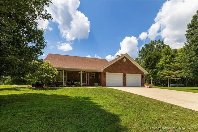 $850,000 | 7135 East Hiawatha Heights, Leavenworth, IN 47137