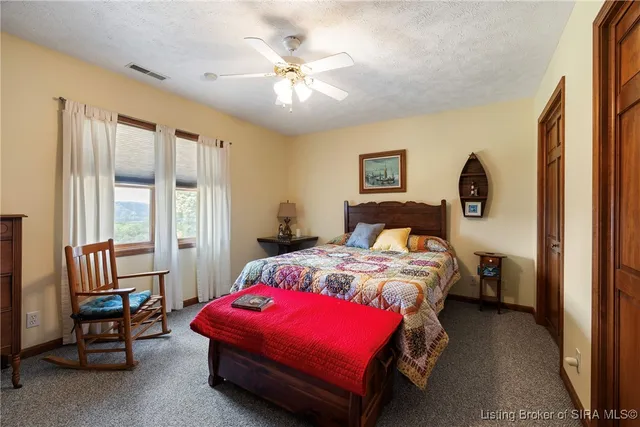 $850,000 | 7135 East Hiawatha Heights, Leavenworth, IN 47137