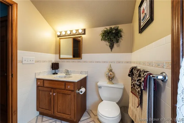 $850,000 | 7135 East Hiawatha Heights, Leavenworth, IN 47137