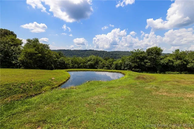 $850,000 | 7135 East Hiawatha Heights, Leavenworth, IN 47137