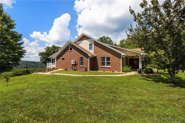 $850,000 | 7135 East Hiawatha Heights, Leavenworth, IN 47137