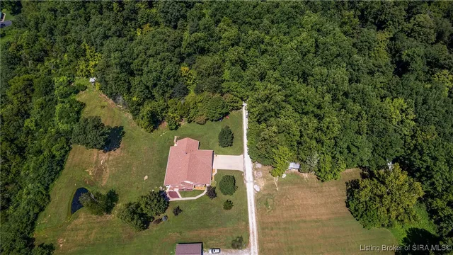 $850,000 | 7135 East Hiawatha Heights, Leavenworth, IN 47137