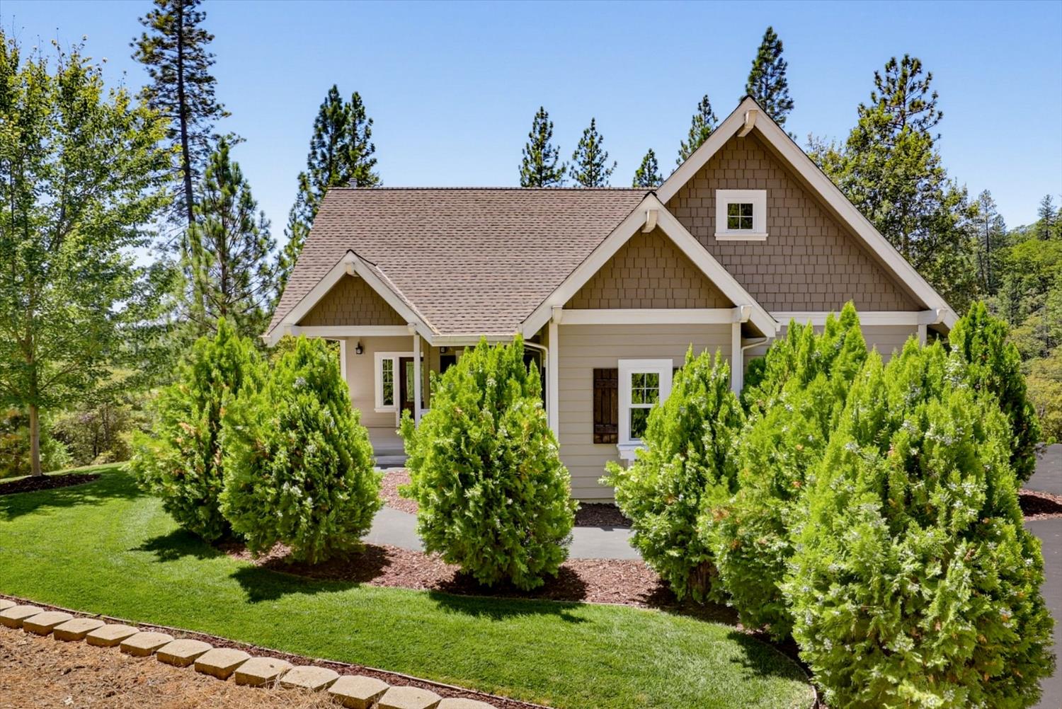 16300 Kiwi Road Grass Valley, CA 95949 - Photo 1 of 88 Gallery Image 1