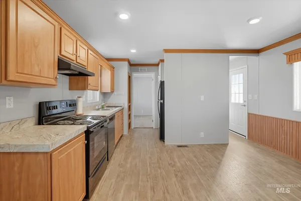 $850,000 | 1206 East 2000 S 1206 E 2000 Street South, Malta, ID 83342