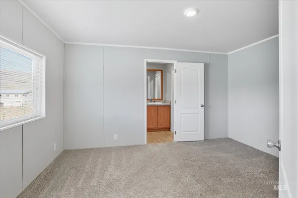 $850,000 | 1206 East 2000 S 1206 E 2000 Street South, Malta, ID 83342