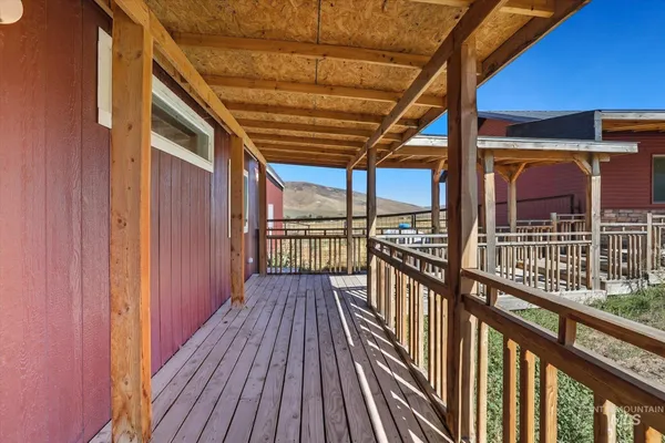 $850,000 | 1206 East 2000 S 1206 E 2000 Street South, Malta, ID 83342