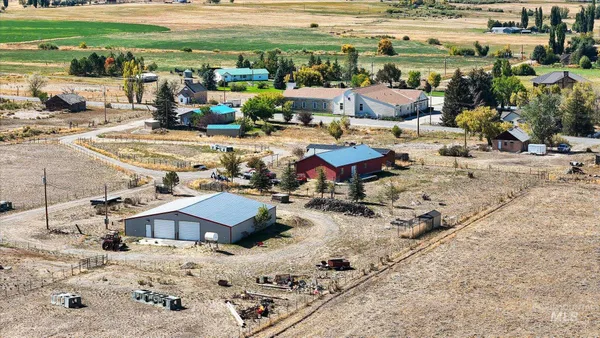 $850,000 | 1206 East 2000 S 1206 E 2000 Street South, Malta, ID 83342