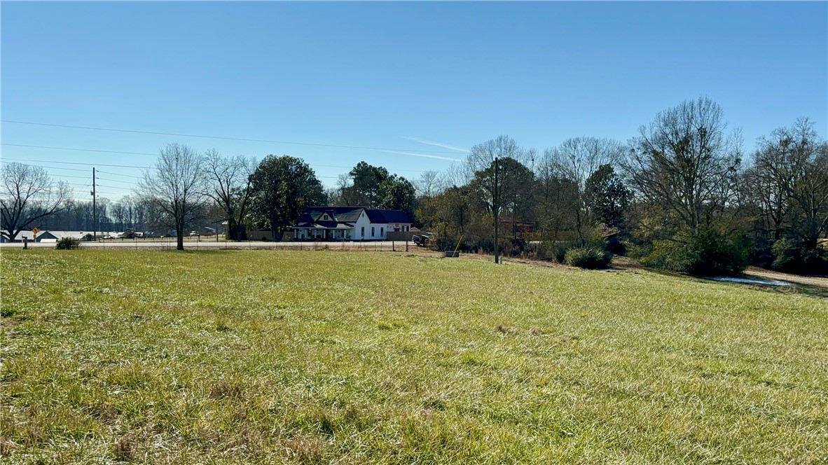 370 Fairplay Road Townville, SC 29689 - Photo 7 of 9 Gallery Image 7