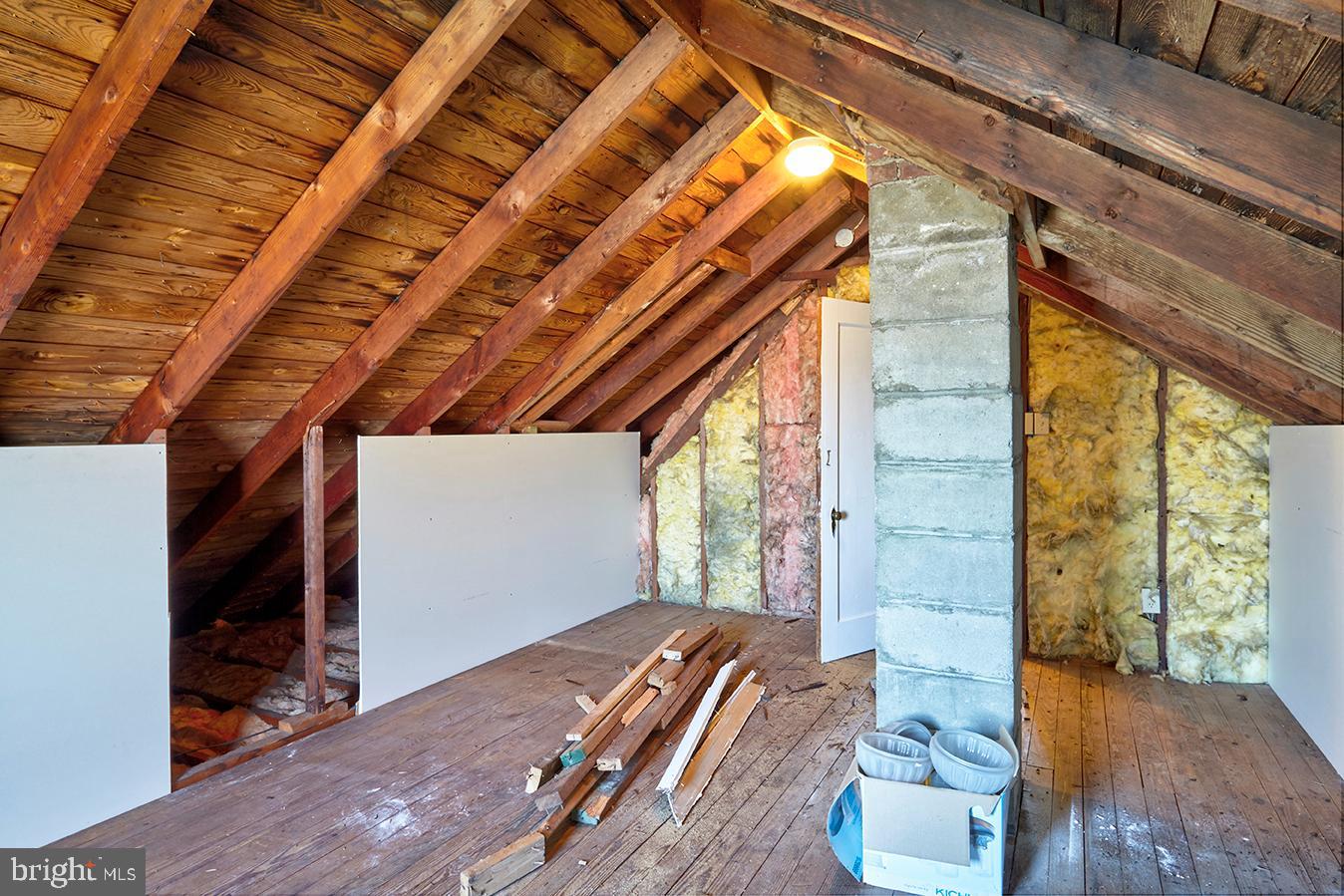 1403 Monmouth Road Mount Holly, NJ 08060 - Photo 27 of 30 Attic