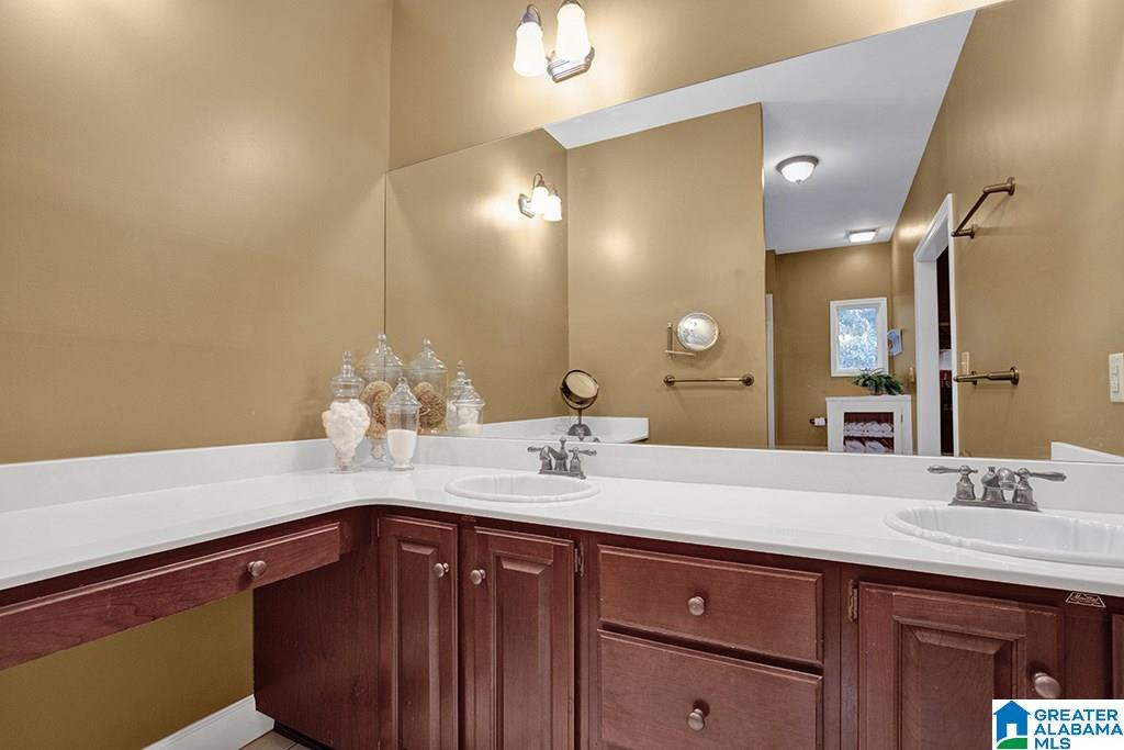 160 Oakmont Road Birmingham, AL 35244 - Photo 17 of 36