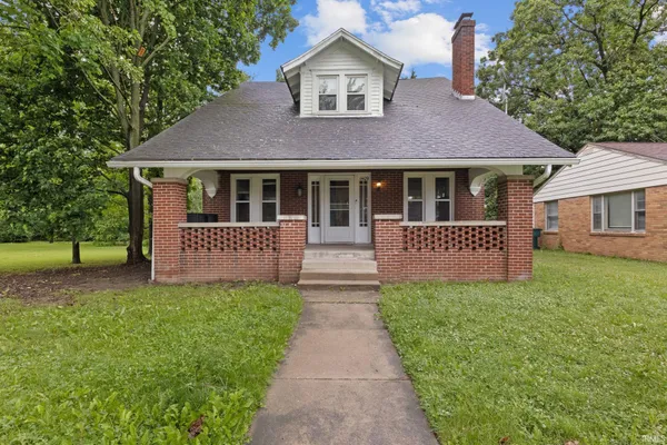 $249,900 | 1409 North Woodridge Avenue, Muncie, IN 47304